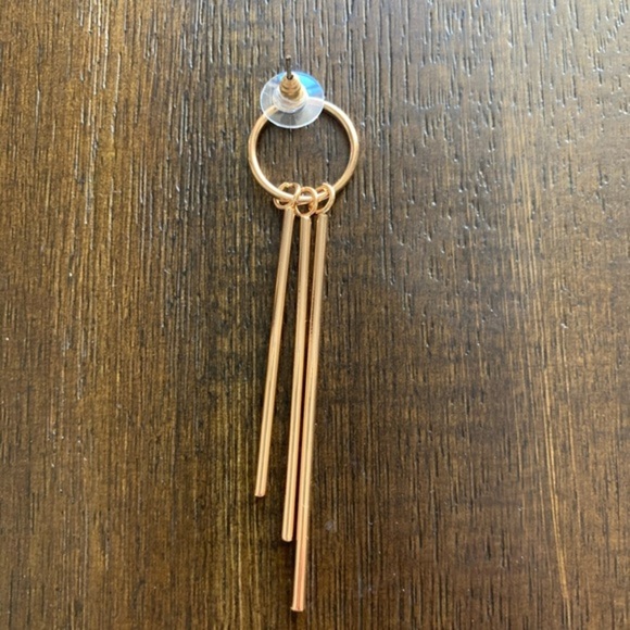 New Gold Dagger Hoop Earrings - Picture 2 of 2